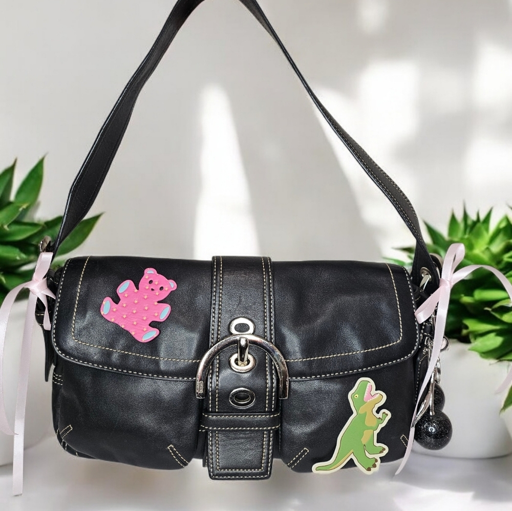 Coach 3653 SMALL Vintage Soho Black Leather Shoulder Bag w/Contrast Stitching